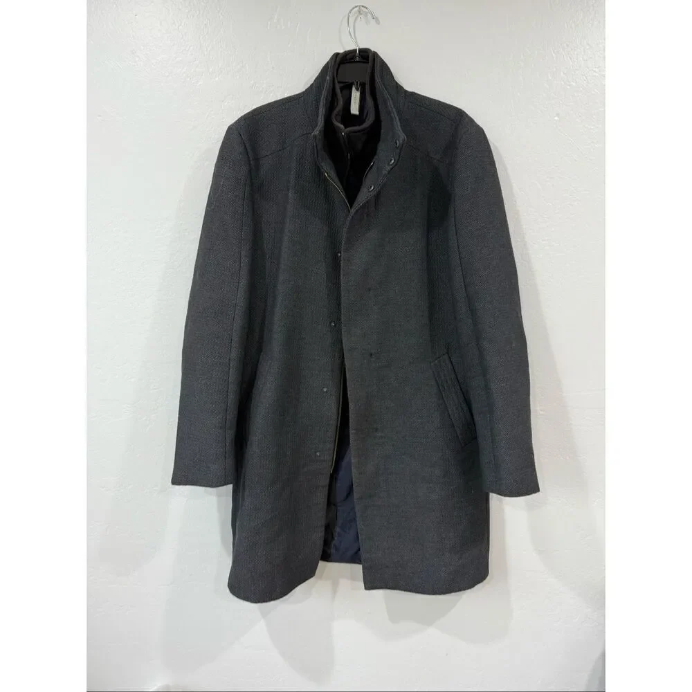 Zara Men’s Long Gray Coat Large